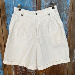 Vintage High Rise Liz Claiborne Cottagecore White Denim Shorts Size 12 Preppy